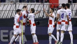 队无论面对 队无论面对