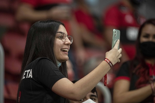 更加依赖 更加依赖